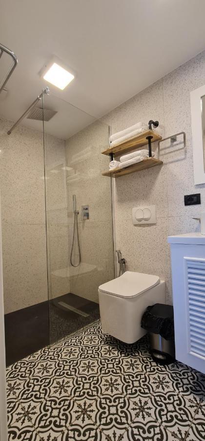 Hotel Bujtina Gjyshi Ilo Tushemisht Exteriér fotografie