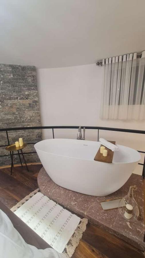 Hotel Bujtina Gjyshi Ilo Tushemisht Exteriér fotografie