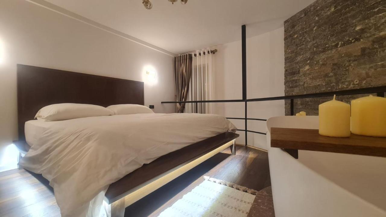 Hotel Bujtina Gjyshi Ilo Tushemisht Exteriér fotografie