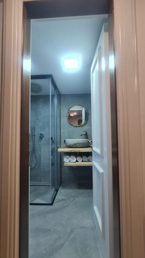 Hotel Bujtina Gjyshi Ilo Tushemisht Exteriér fotografie