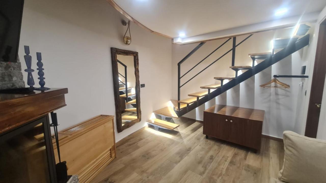 Hotel Bujtina Gjyshi Ilo Tushemisht Exteriér fotografie
